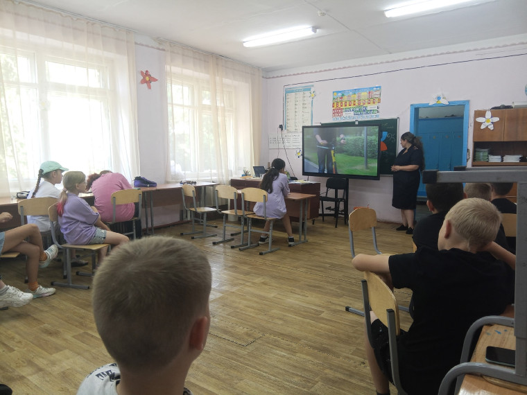 Встреча с инспектором ПДД.